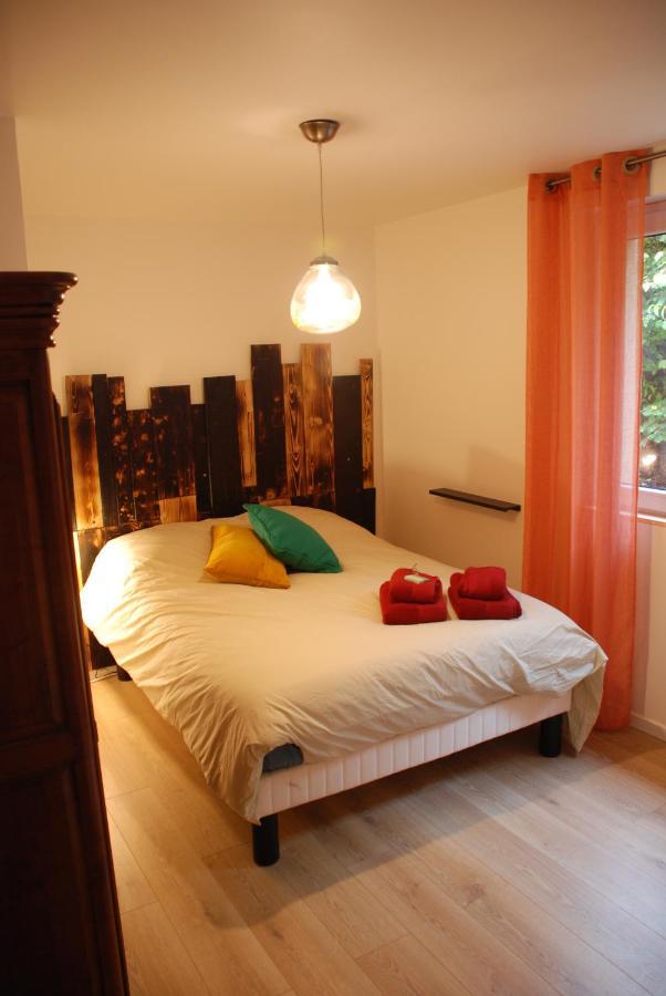 Gite-Appart Com' "Des Cimes Et Jardin" Illkirch-Graffenstaden Exterior photo